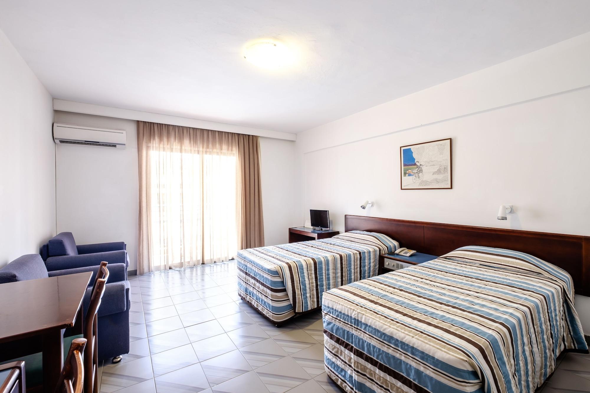 Atrium Zenon Hotel Apartments Larnaca Luaran gambar